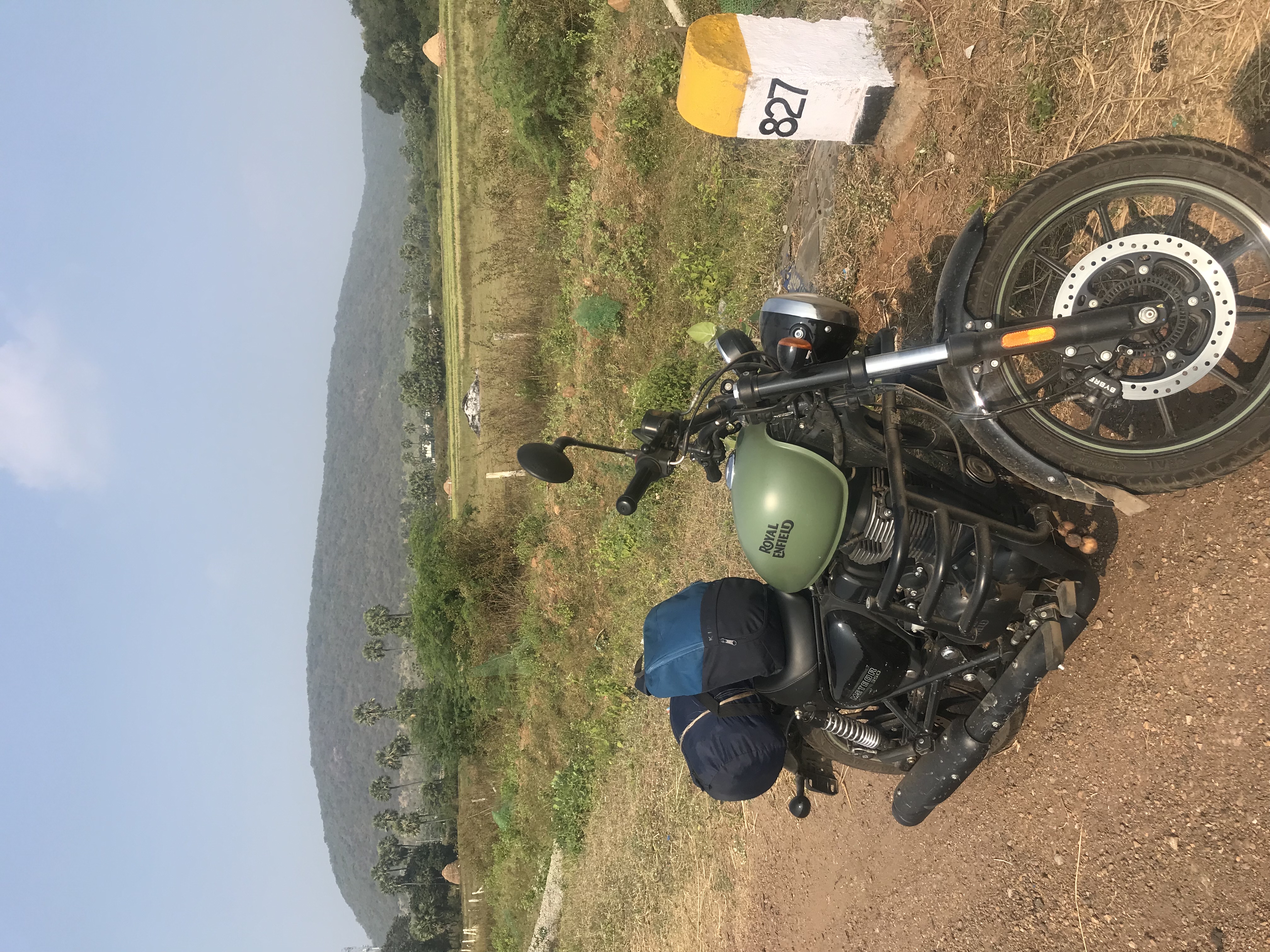 royal enfield std (350 cc) photo 2