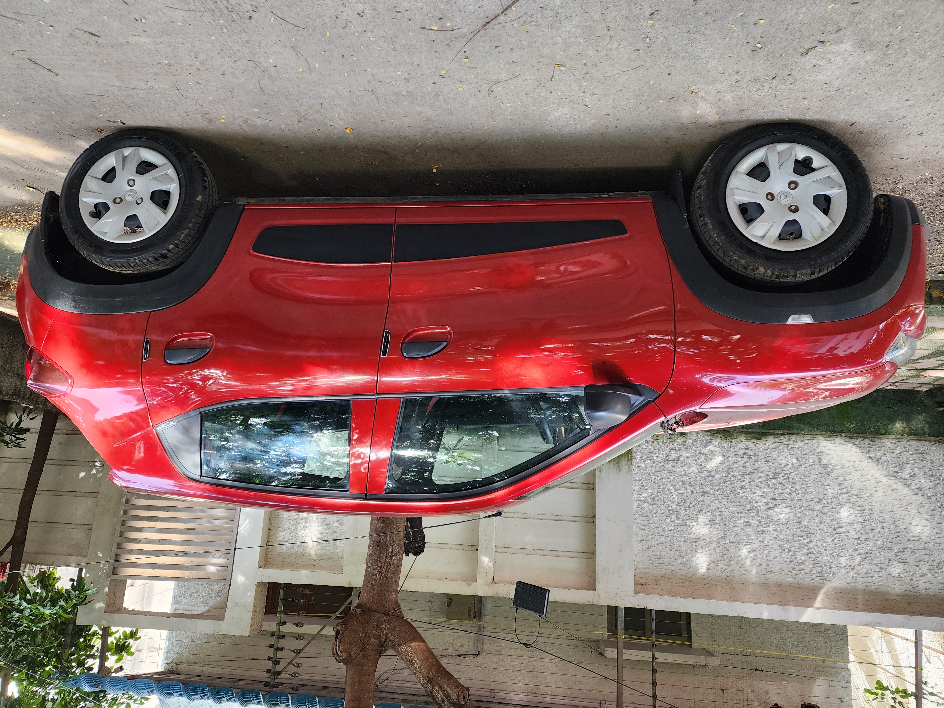 renault kwid photo 2