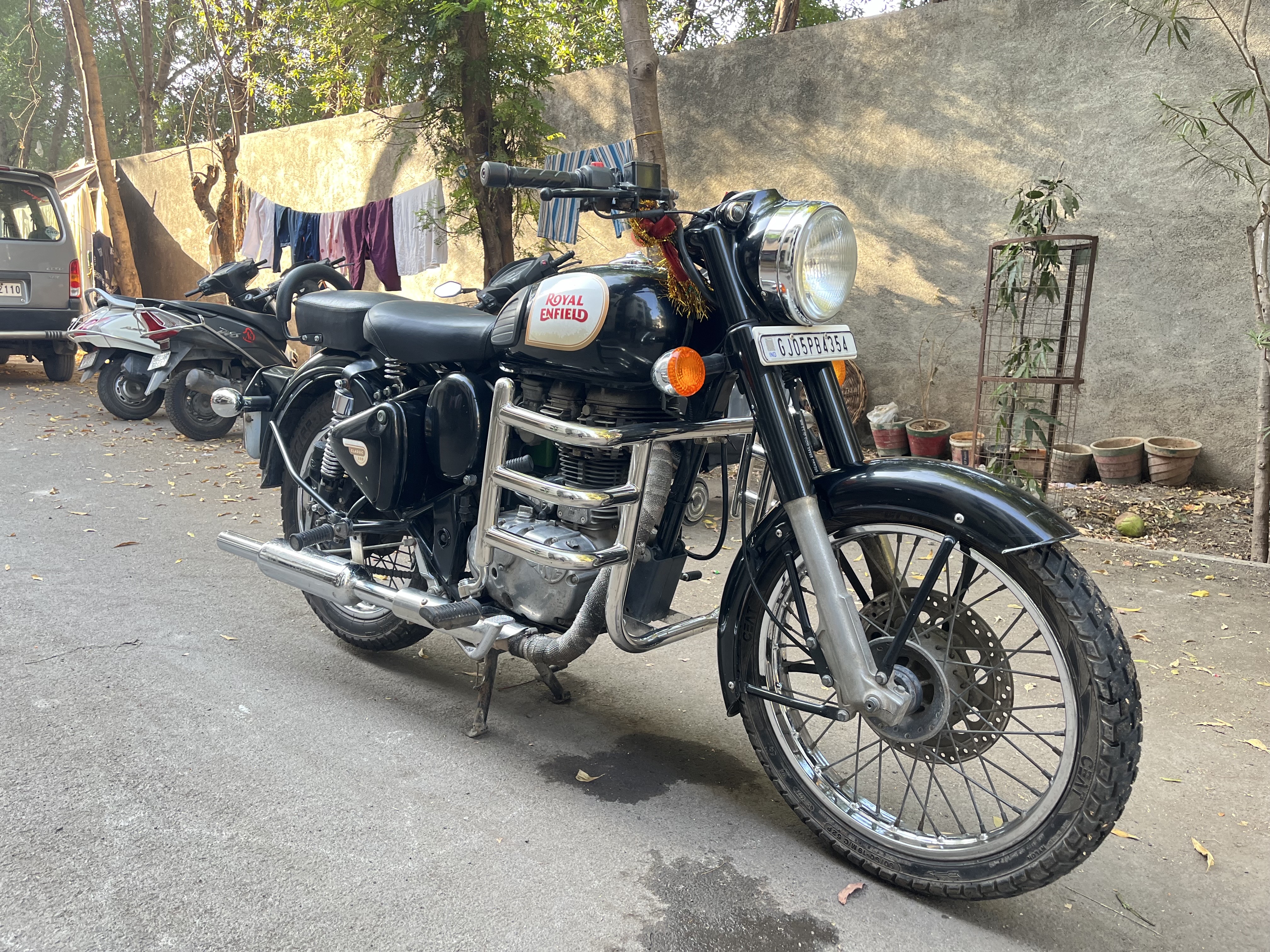 royal enfield Classic 350 photo 2