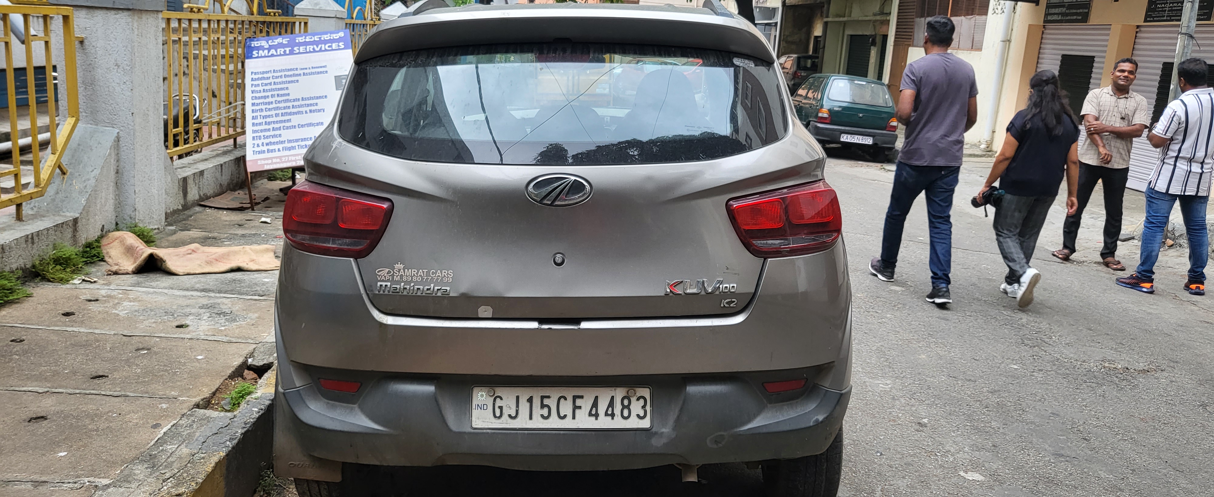 mahindra and mahindra kuv100 photo 2