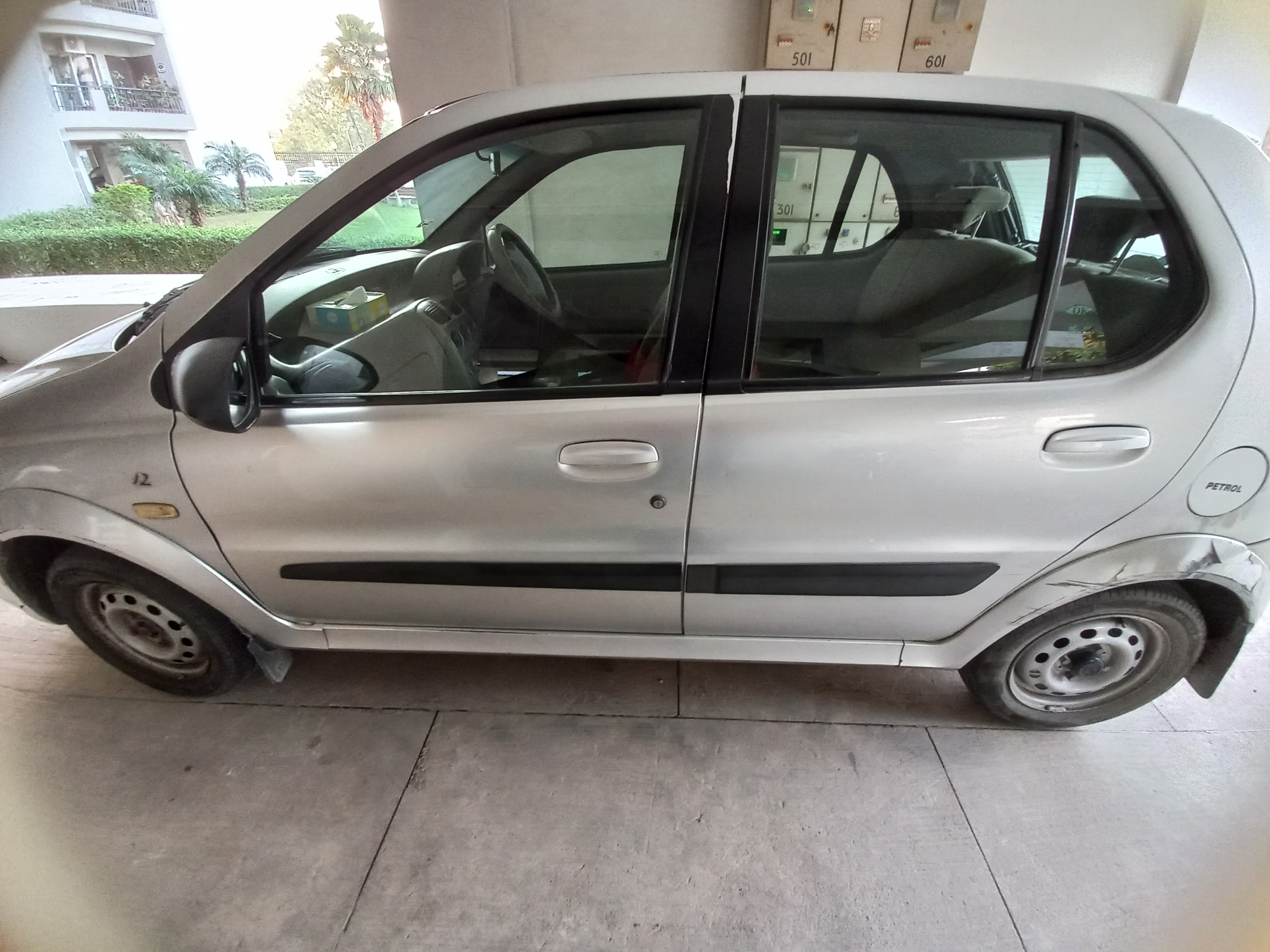 tata indica photo 2