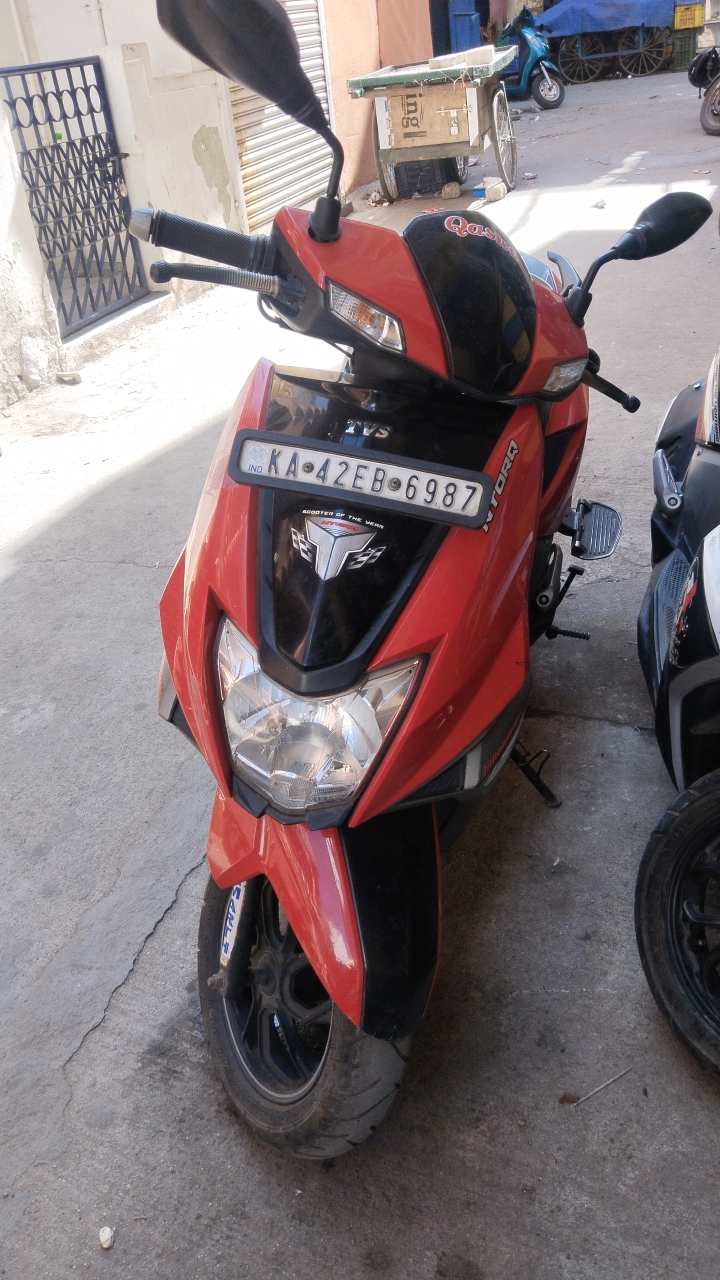 tvs ntorq photo 2