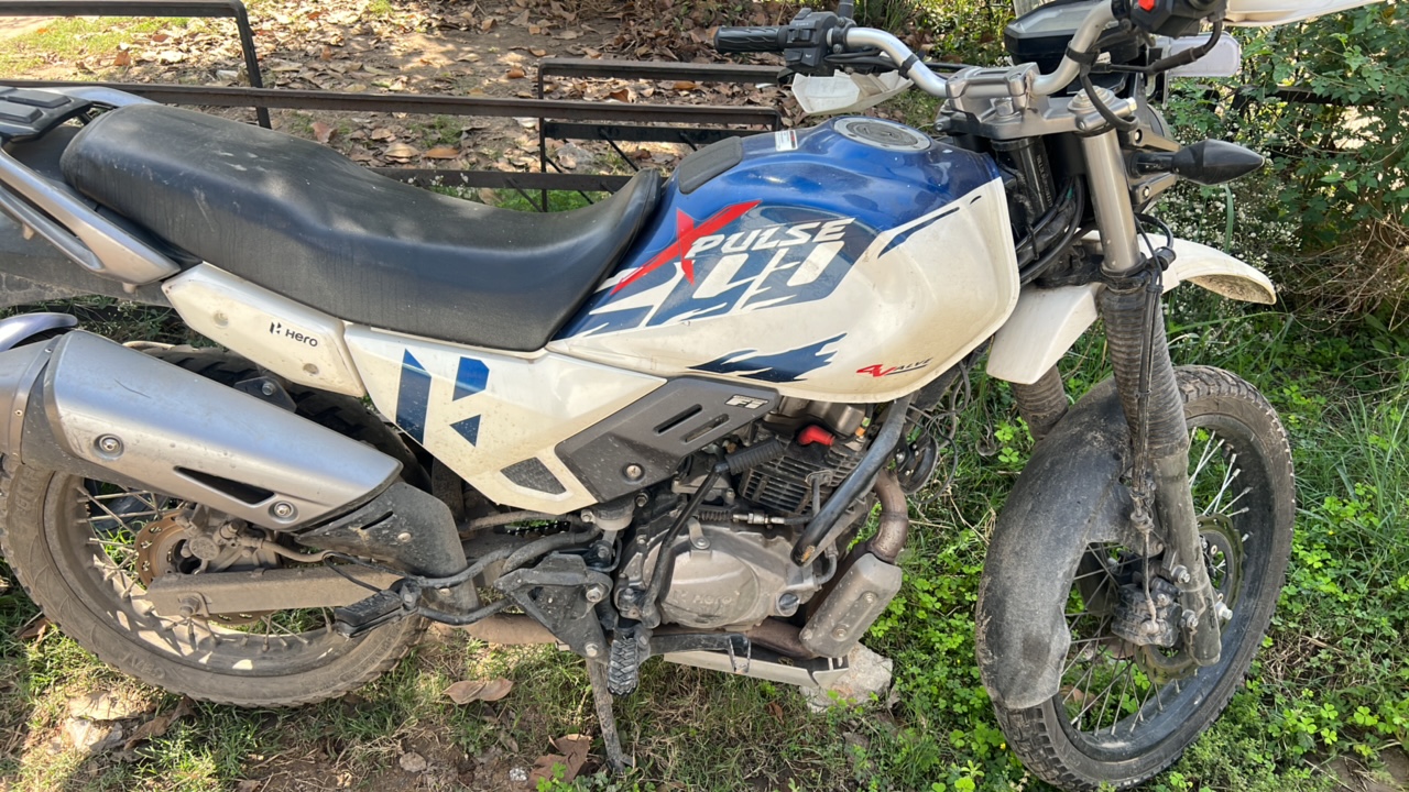 hero motocorp xpulse - 200 fuel injection (200 cc) photo 3