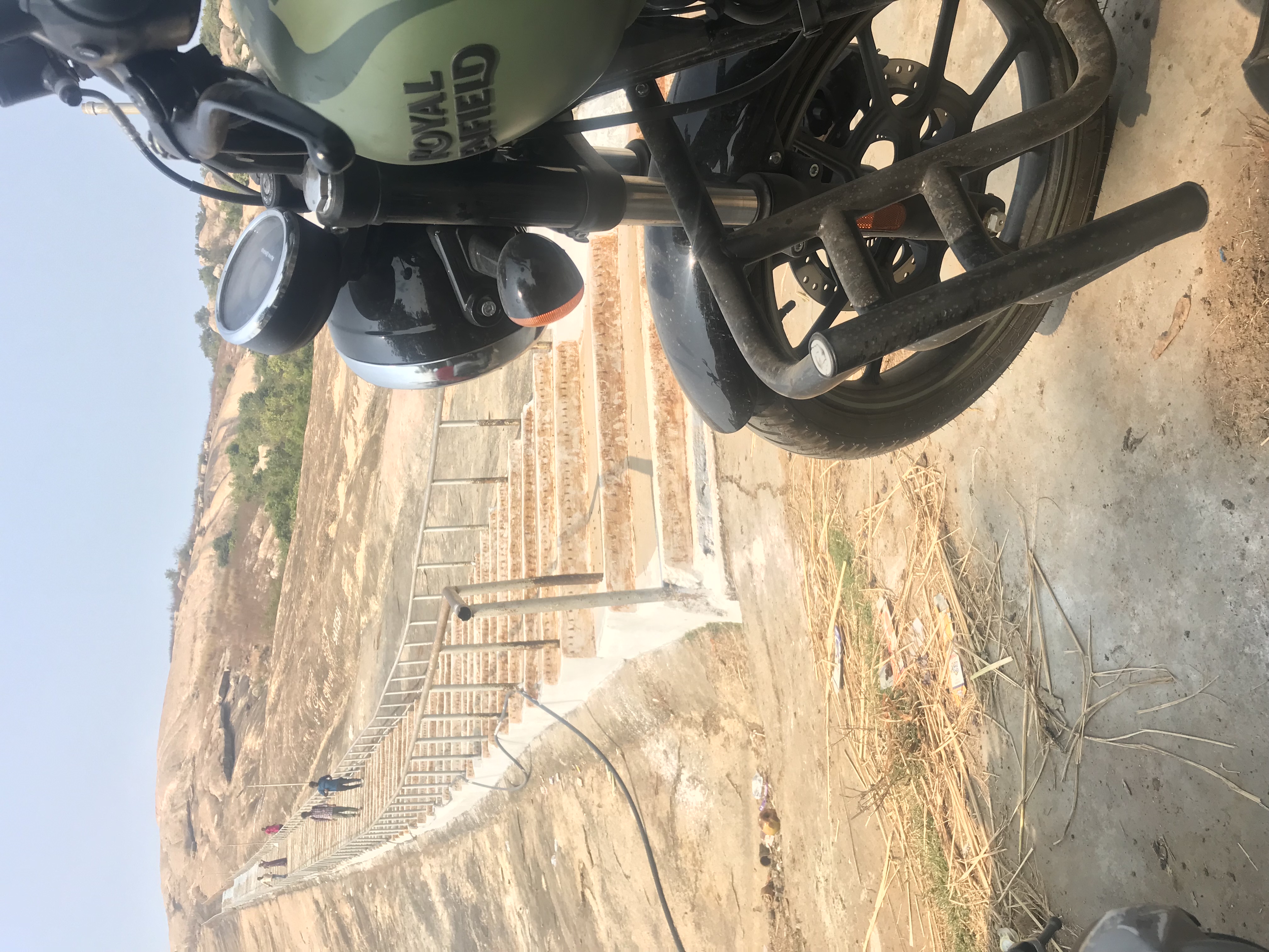 royal enfield std (350 cc) photo 3
