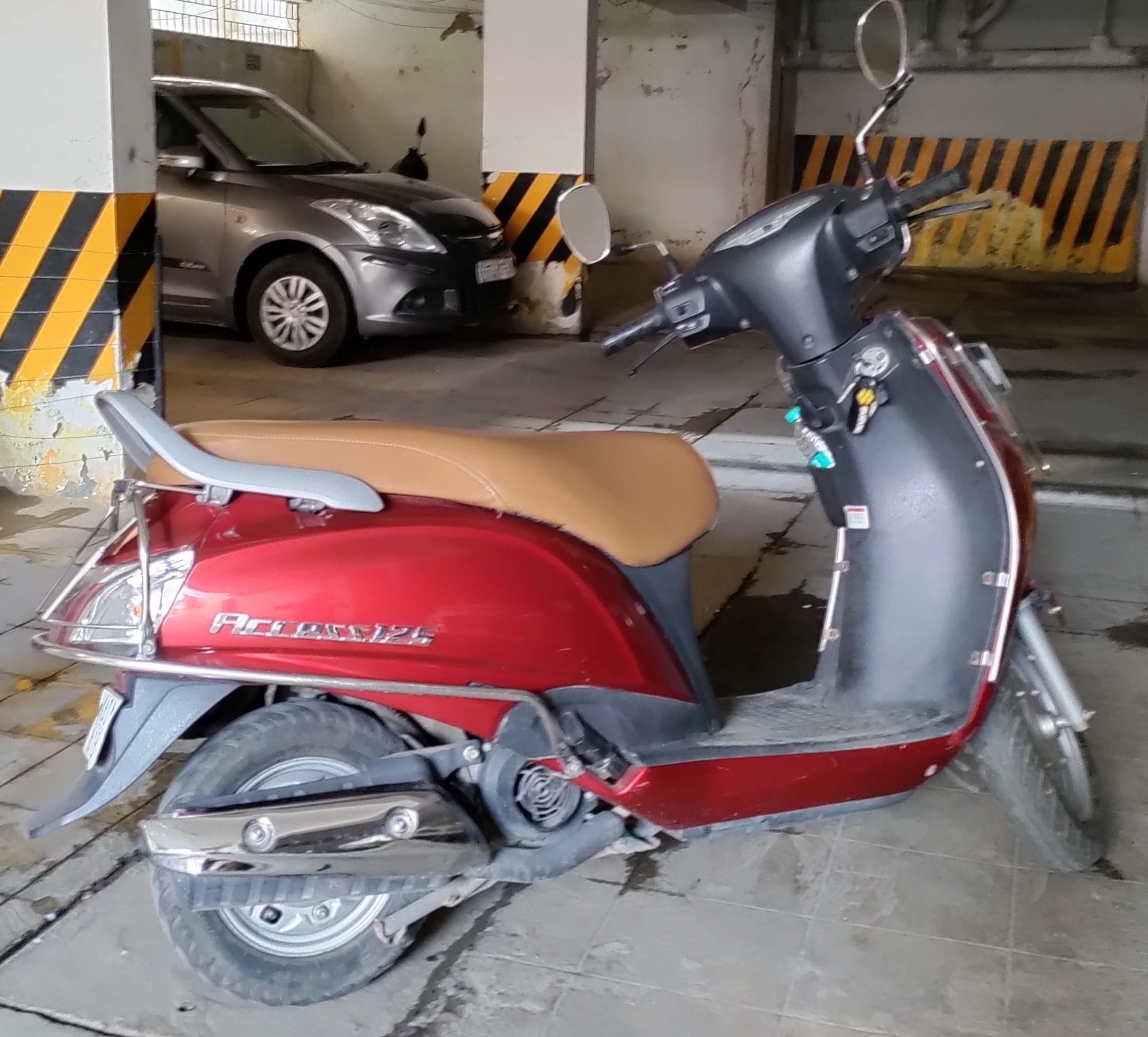 suzuki Access photo 5