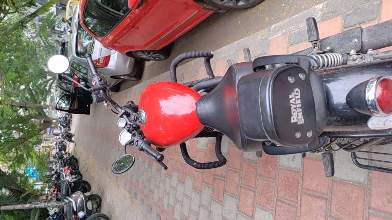 Royal Enfield Meteor 350 photo 3