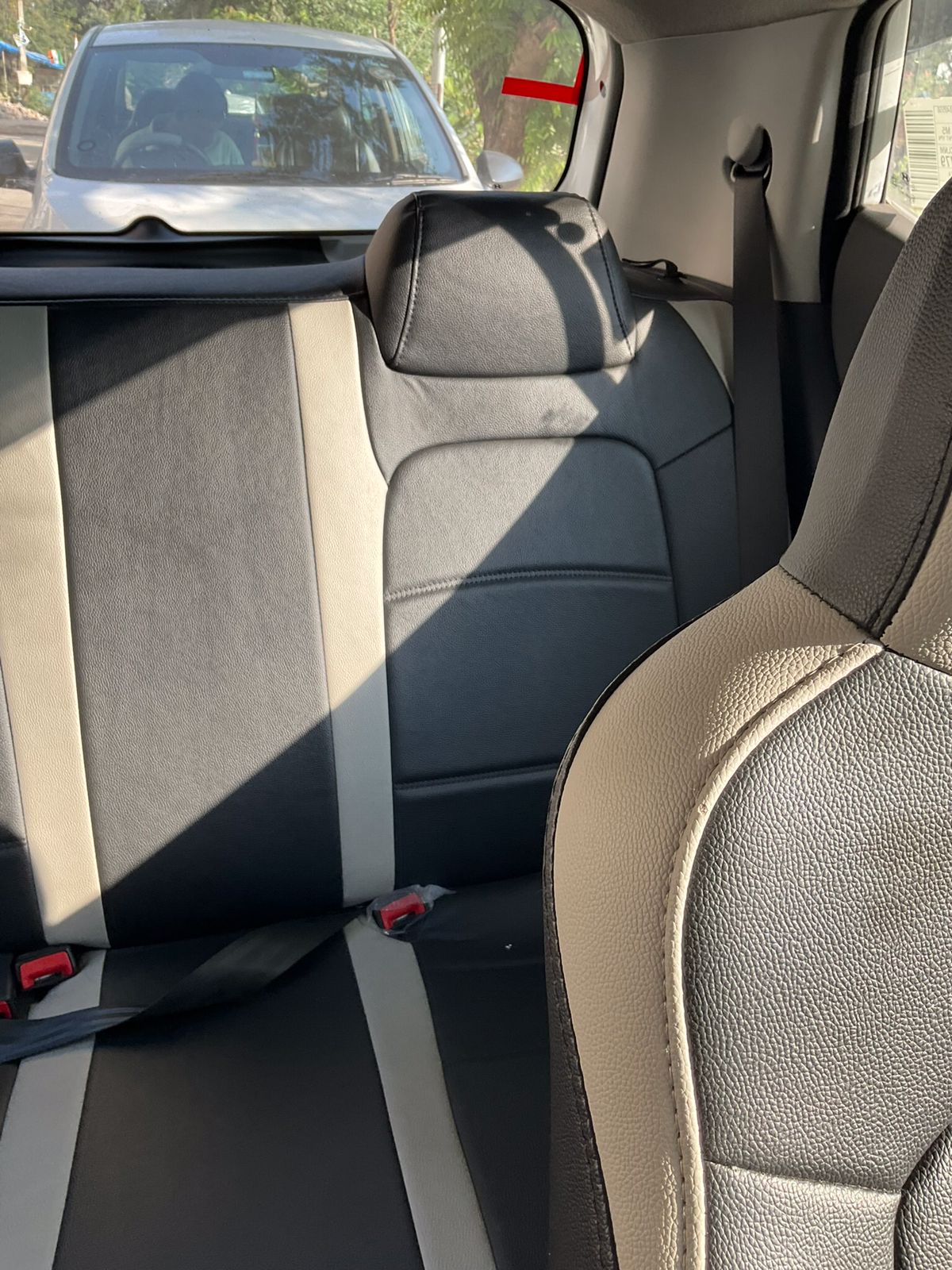hyundai  i10 nios photo 3