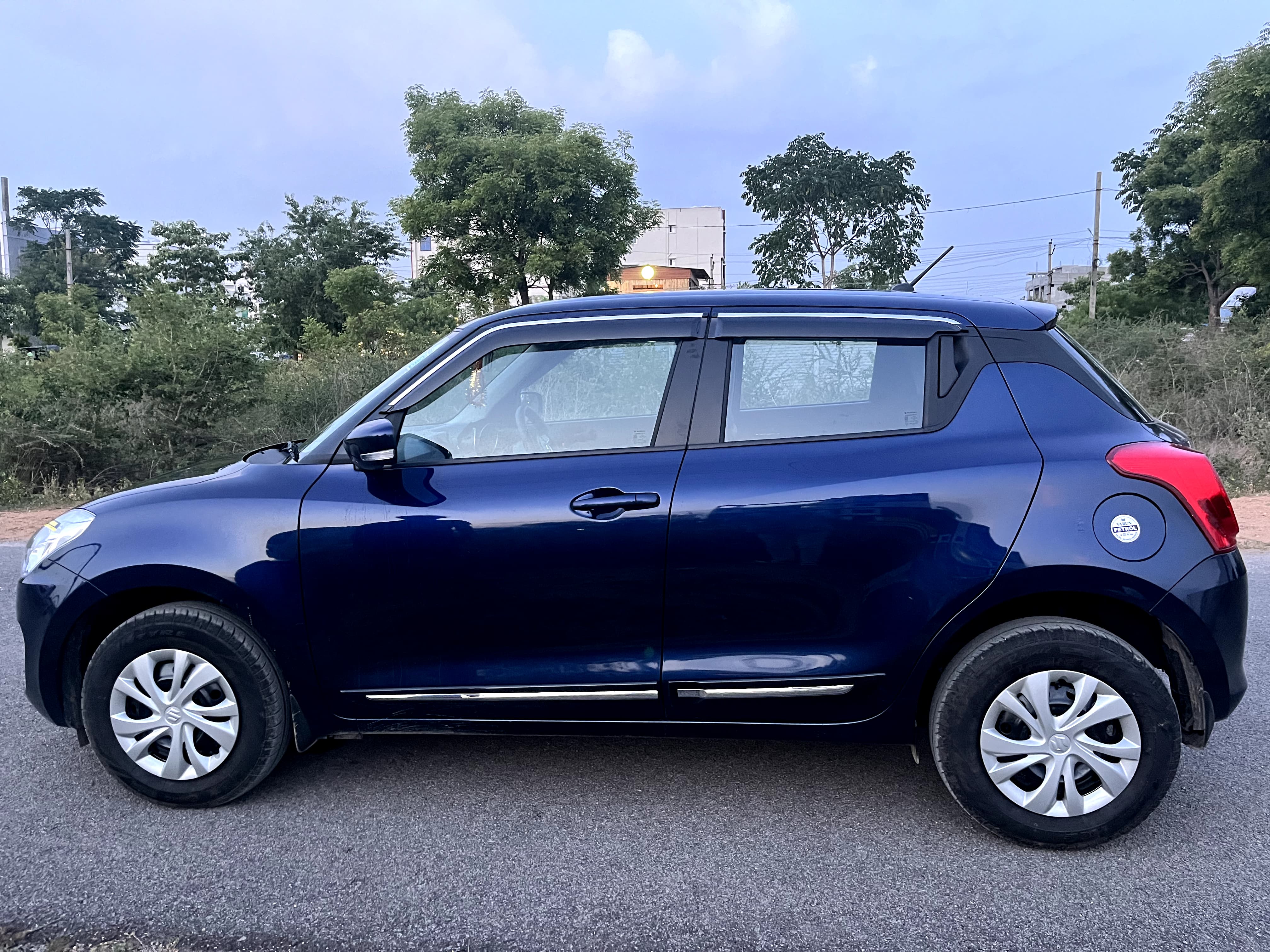 maruti swift - vxi photo 4