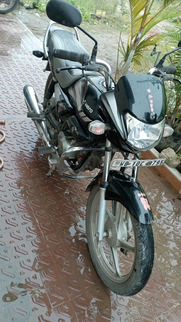 hero motocorp HF deluxe photo 4
