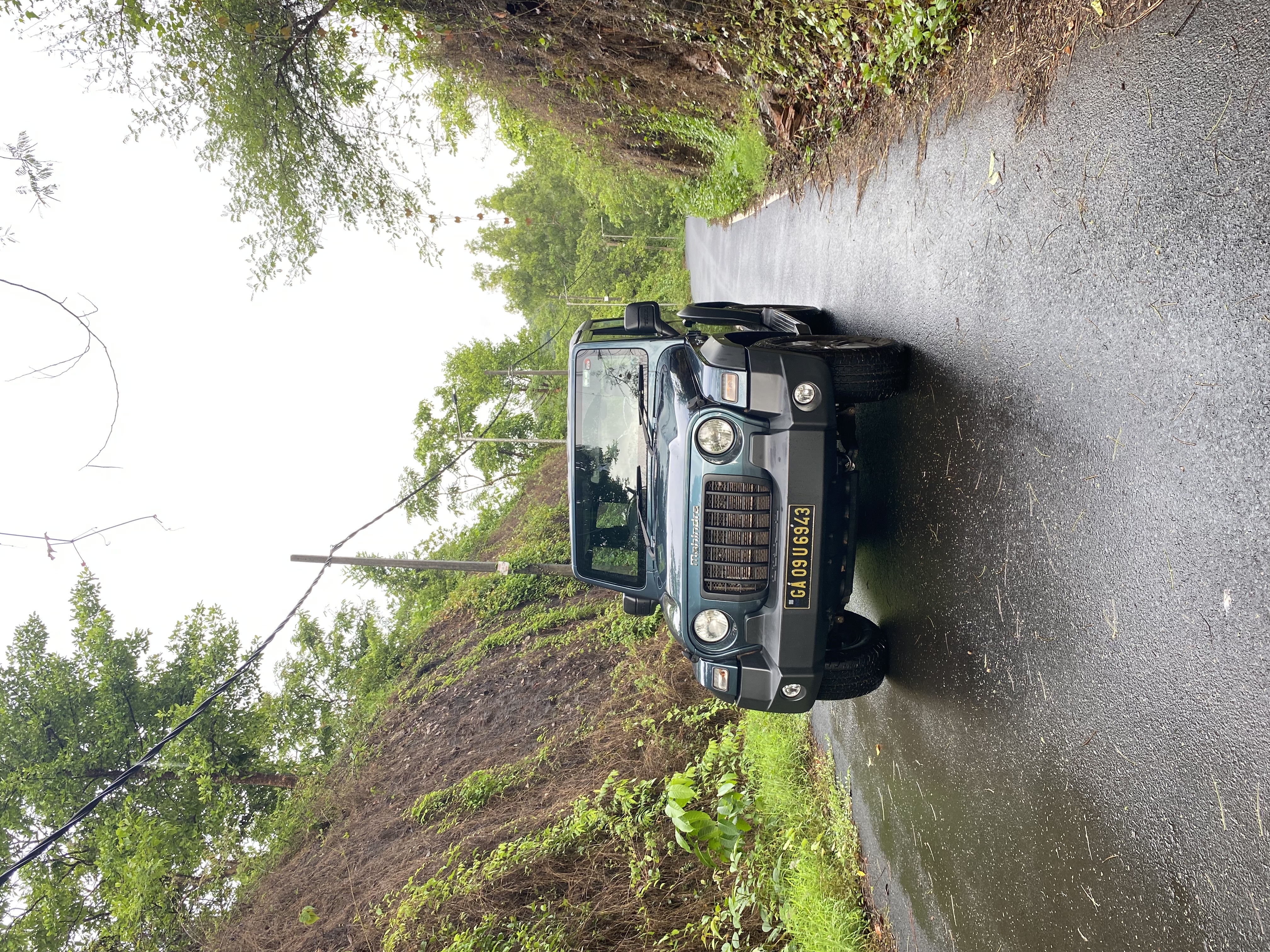 mahindra and mahindra thar photo 3