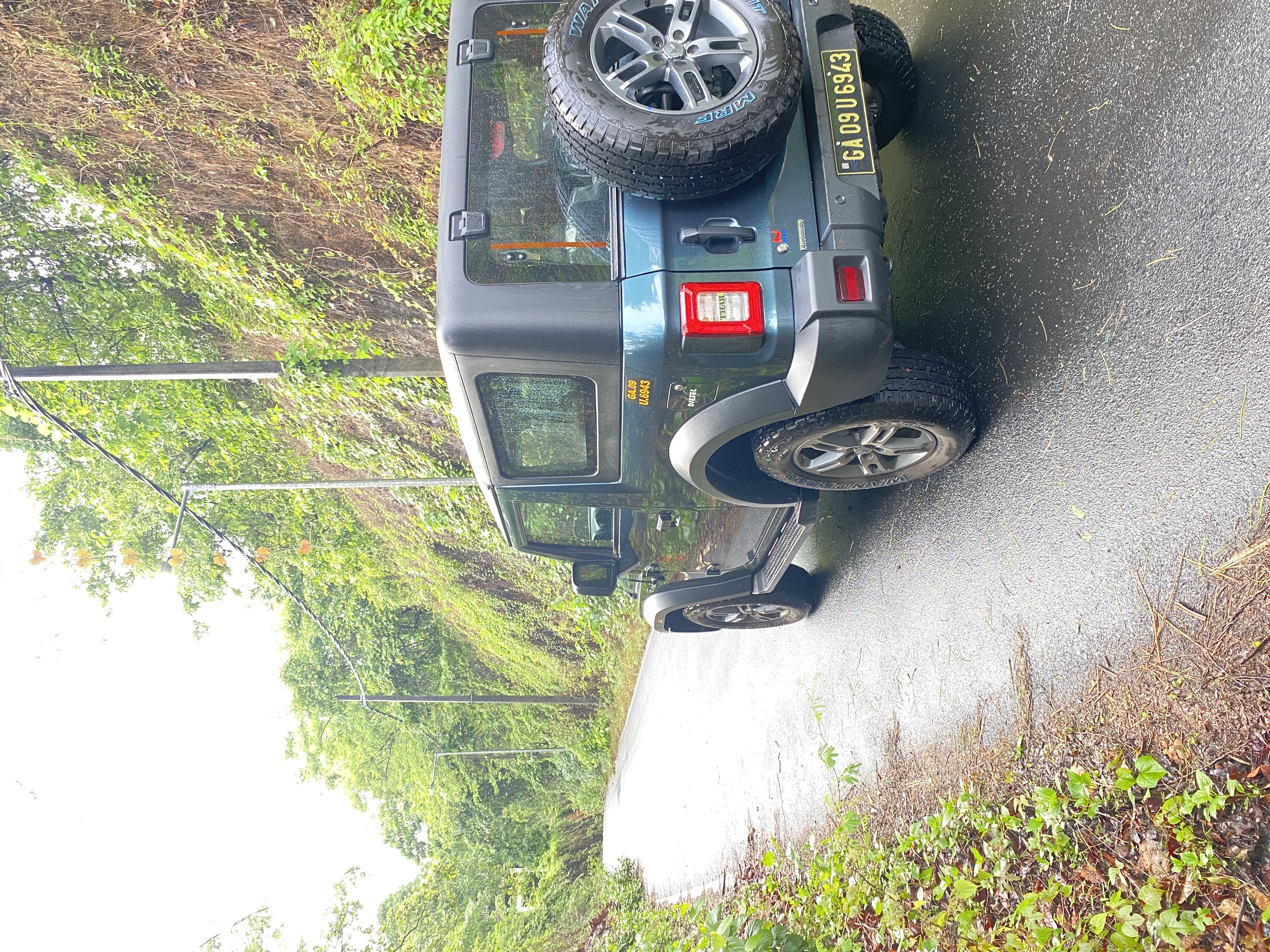 mahindra and mahindra thar photo 4