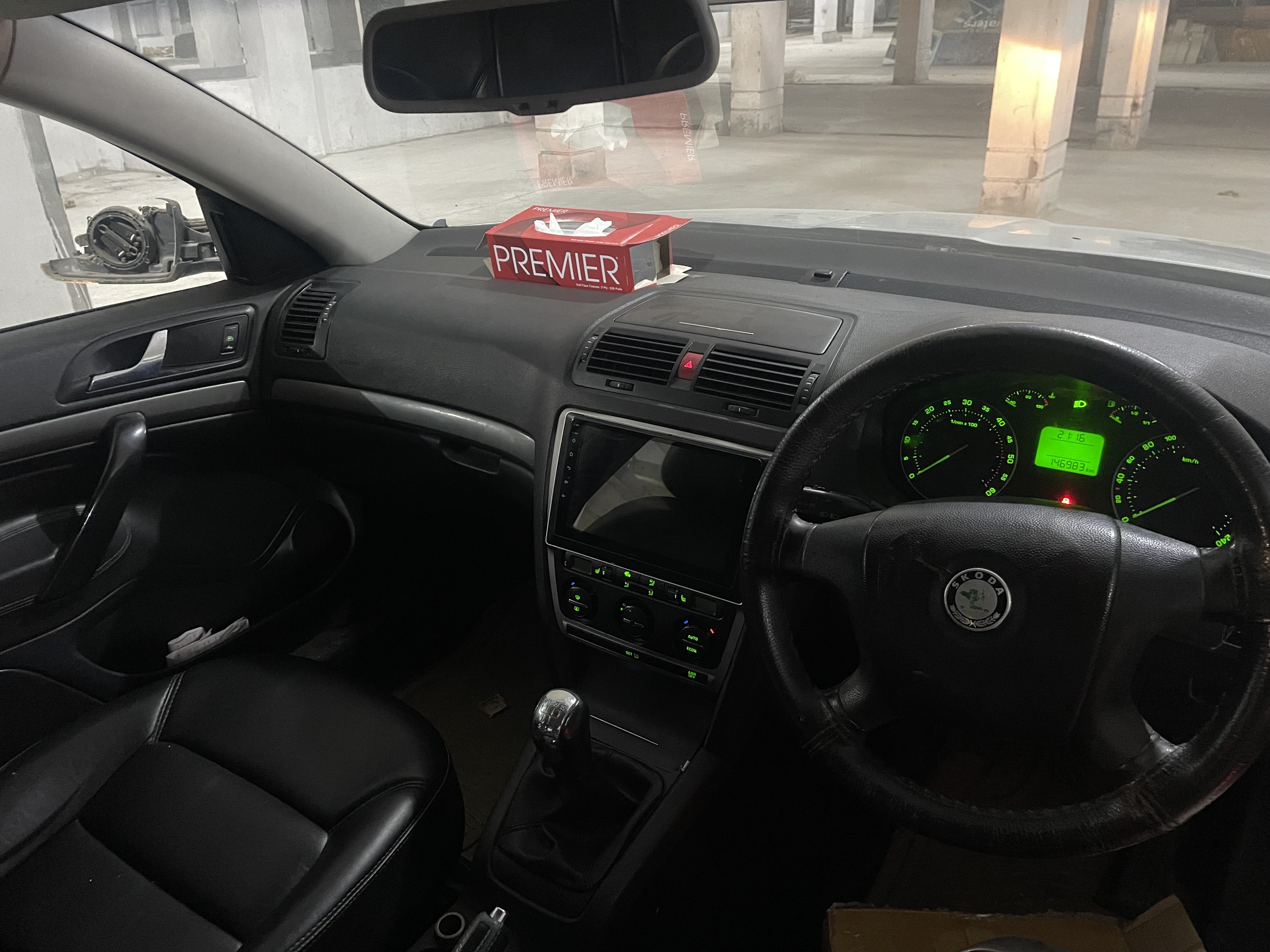 skoda laura - elegance 1.9 pd photo 3