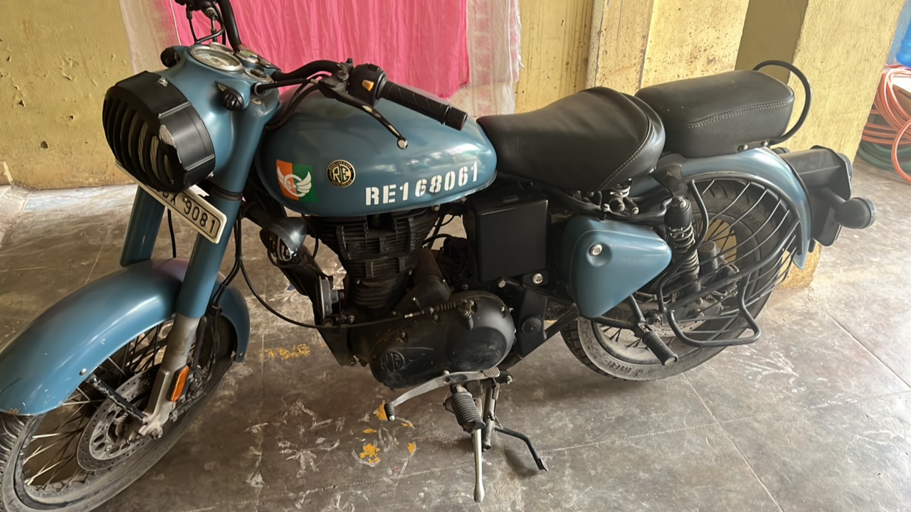 royal enfield vintage photo 3