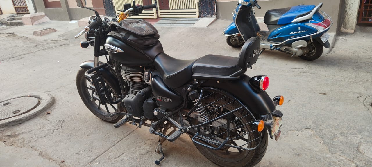 royal enfield meteor photo 3