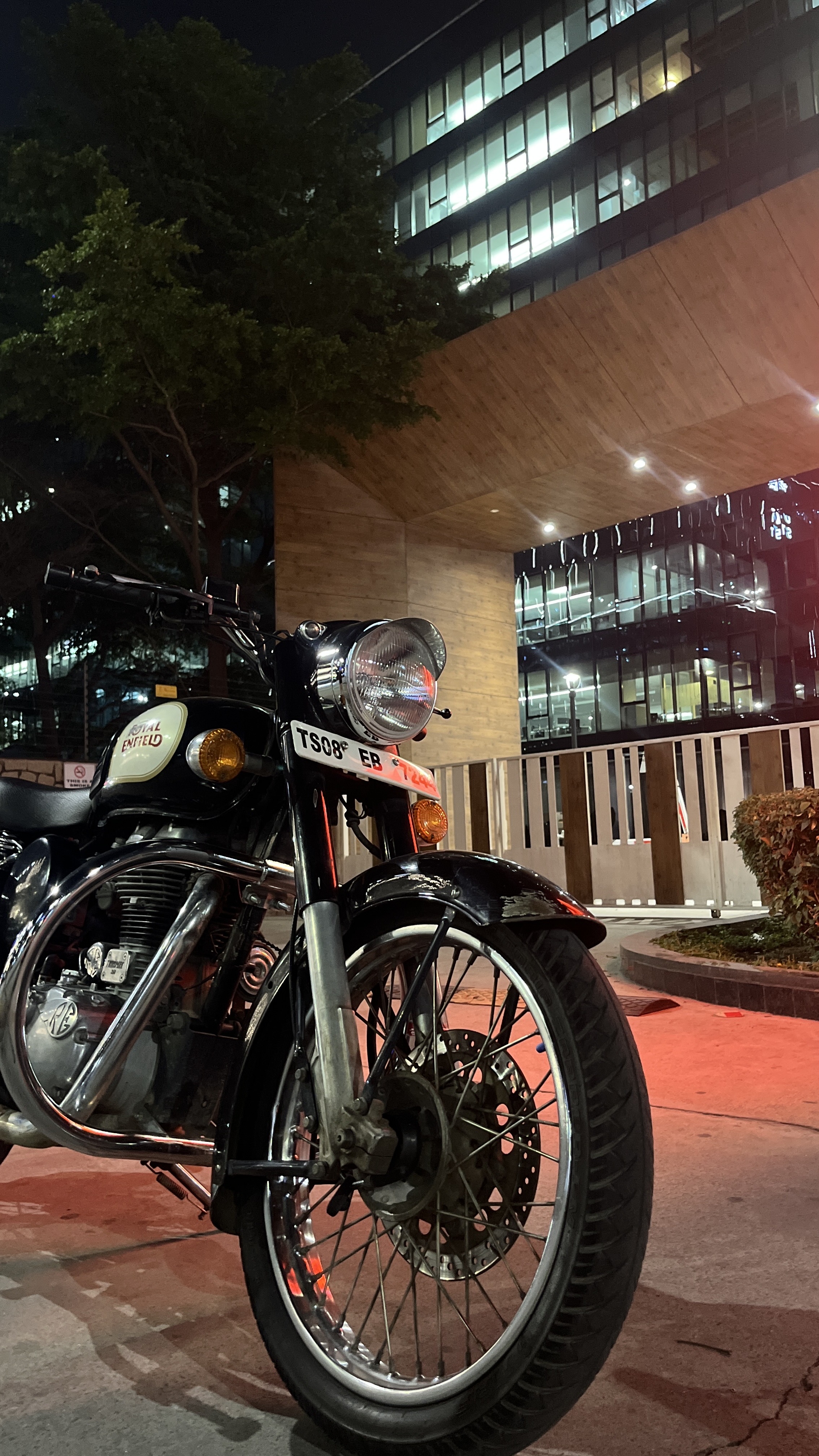 royal enfield despatch photo 4