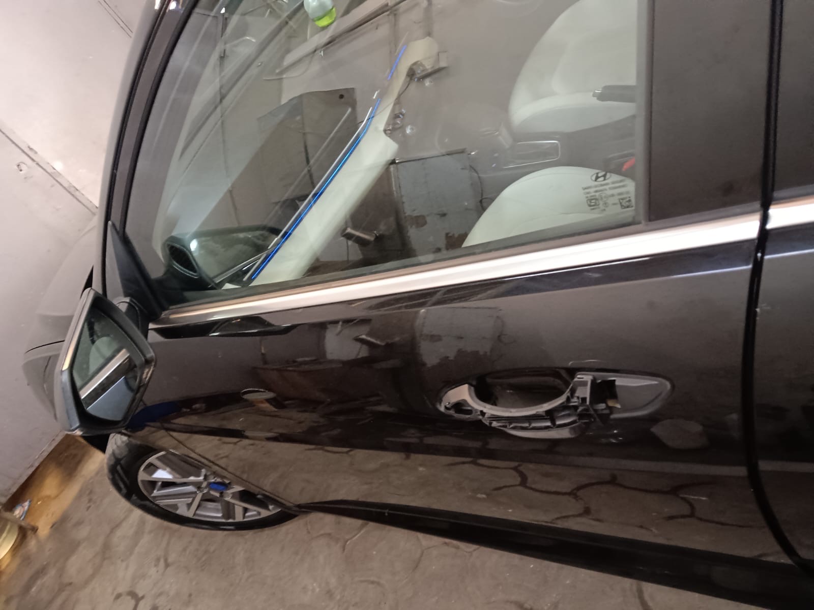 hyundai verna photo 7
