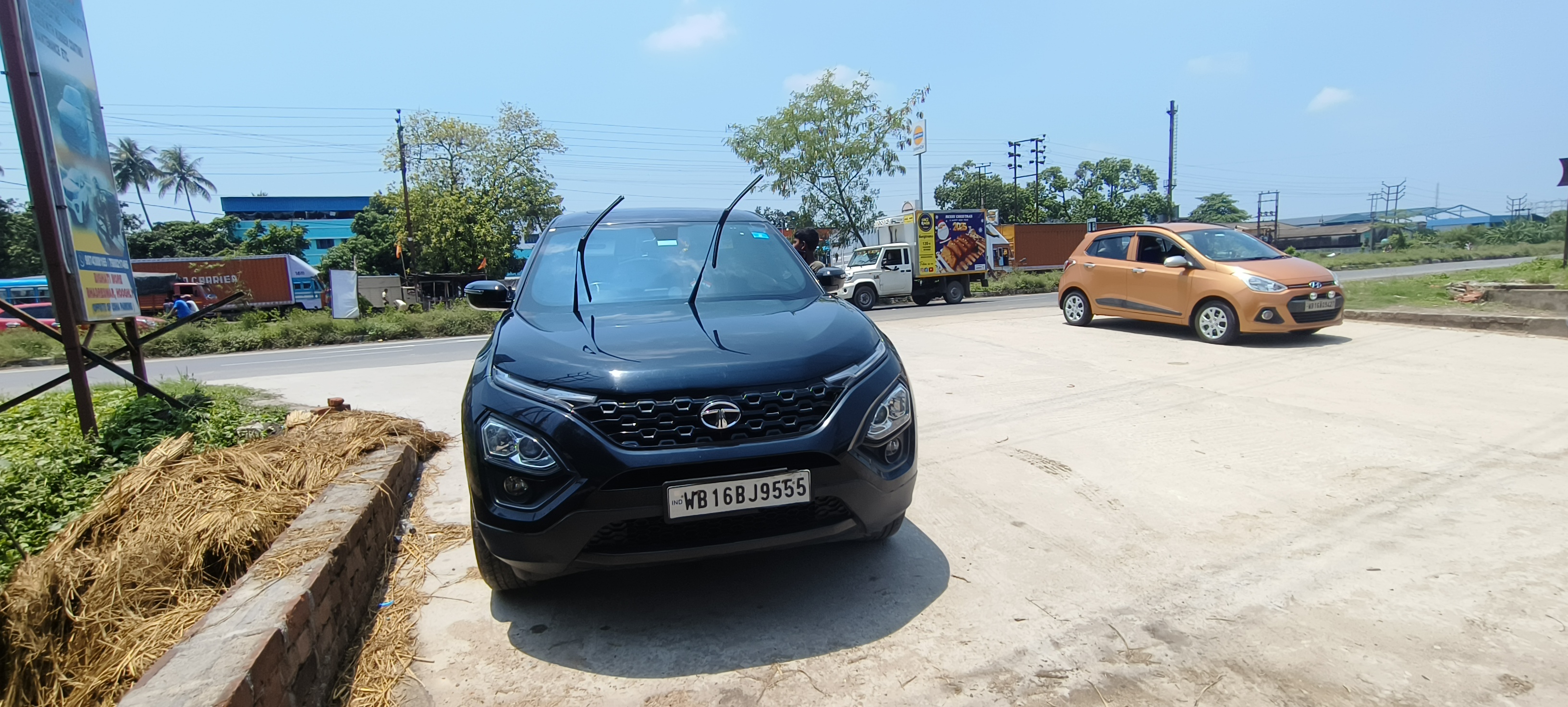 tata harrier photo 2
