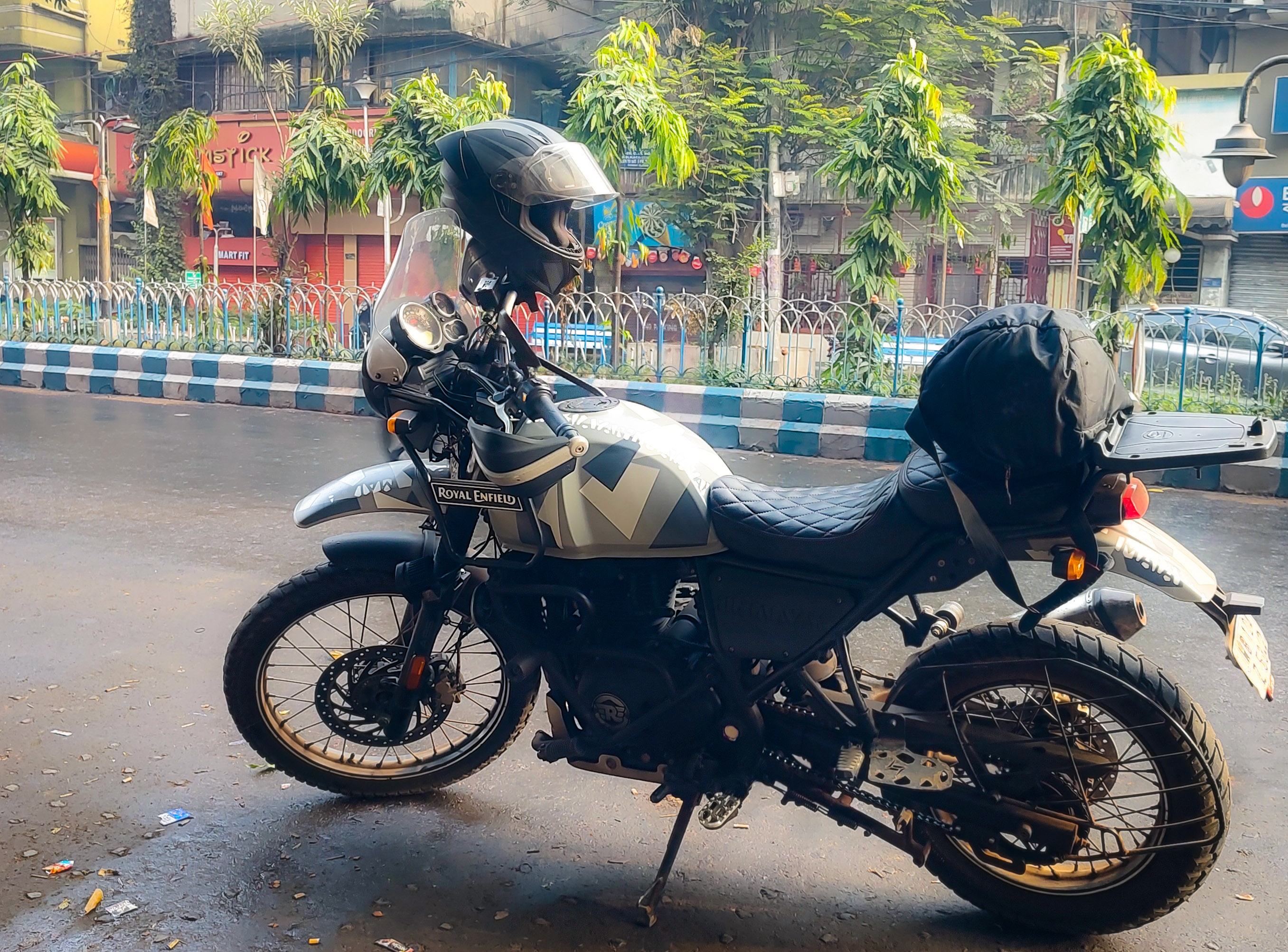 royal enfield himalayan photo 4