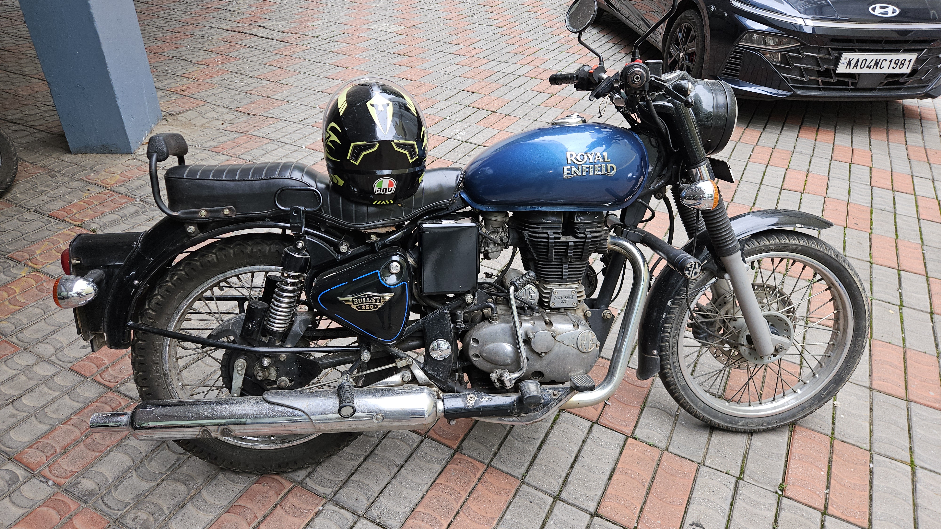 royal enfield vintage photo 2